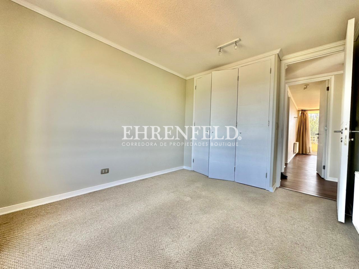 21 de 36: Dormitorio 2.