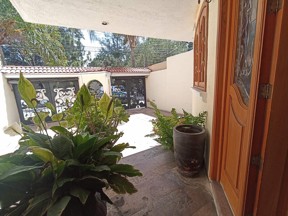 3 de 12
