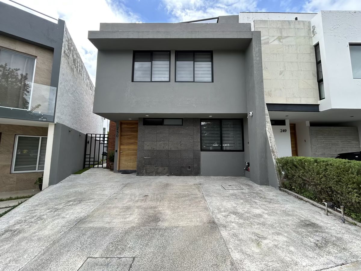 1 de 29: Fachada