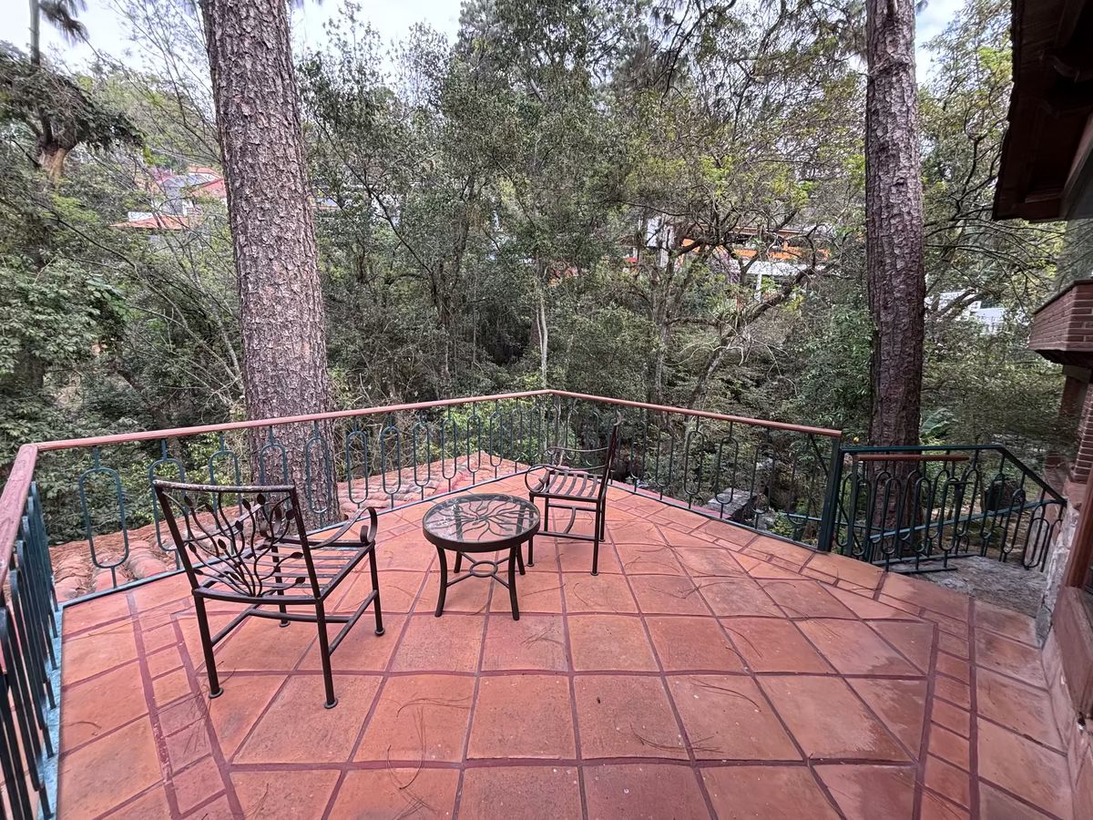 4 de 13: Terraza 1