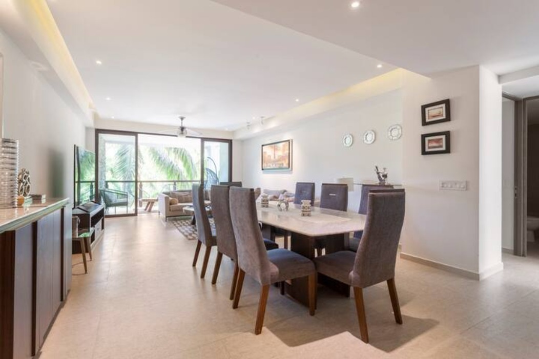 5 of 23: Comedor para 8 personas