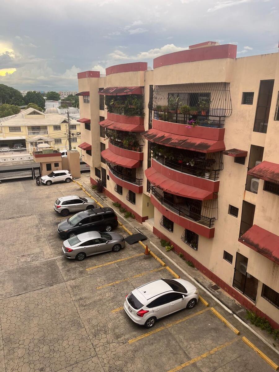3 de 16
