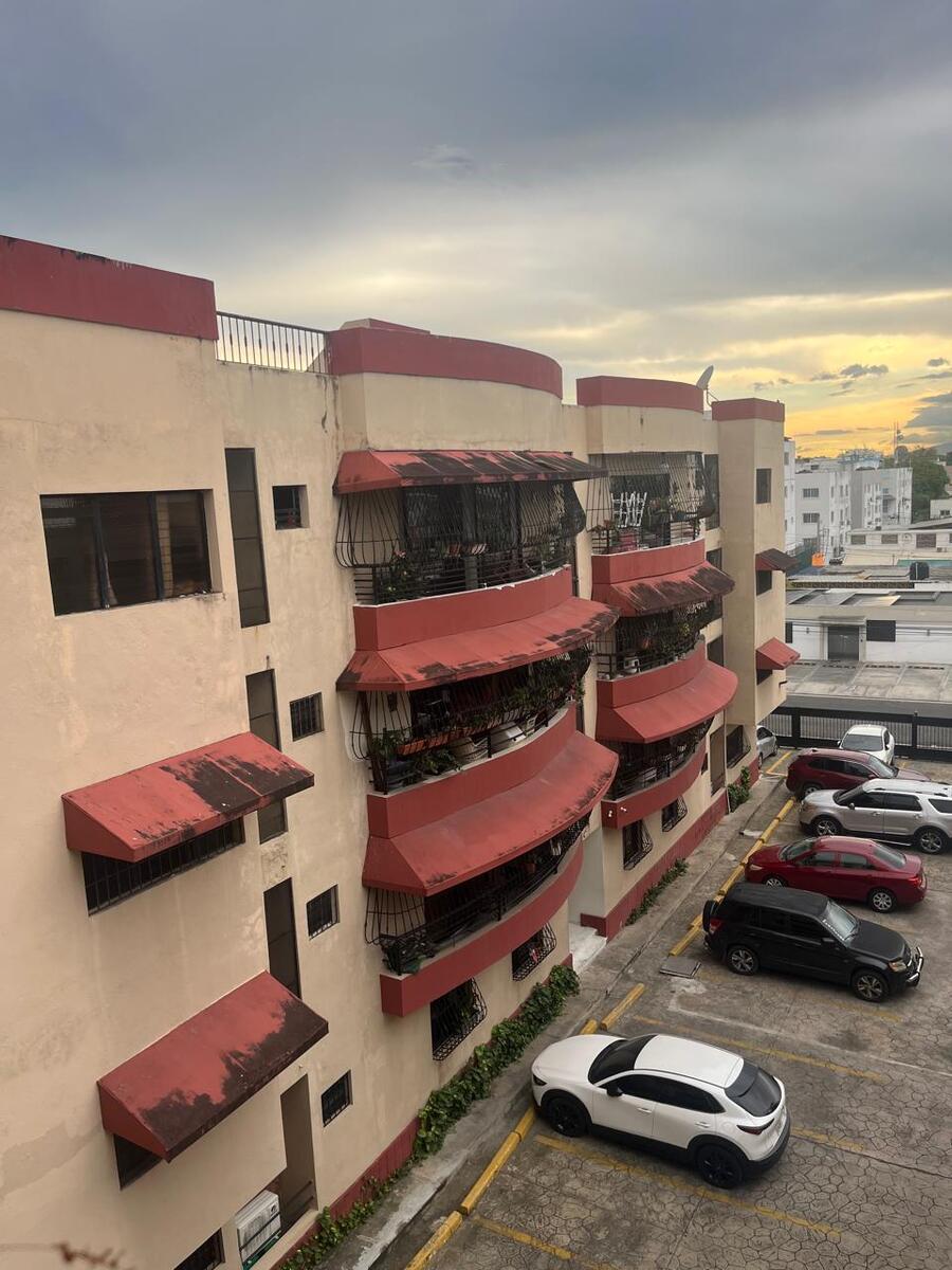 4 de 16