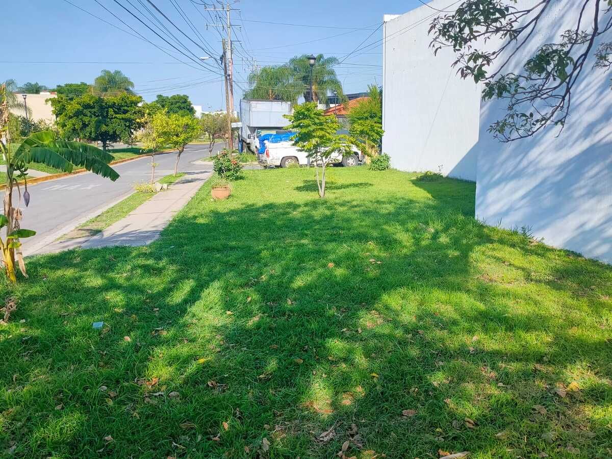 Terreno habitacional en venta en Tlaquepaque - foto 4