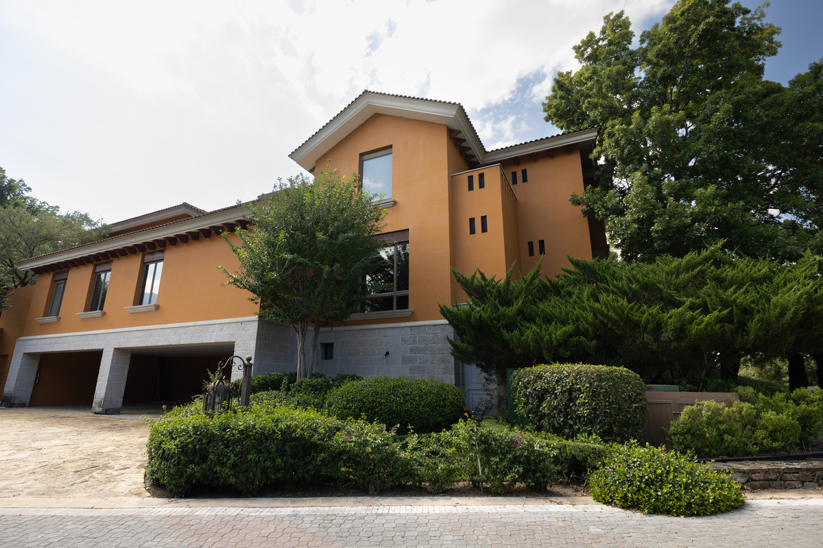 1 de 36: Fachada