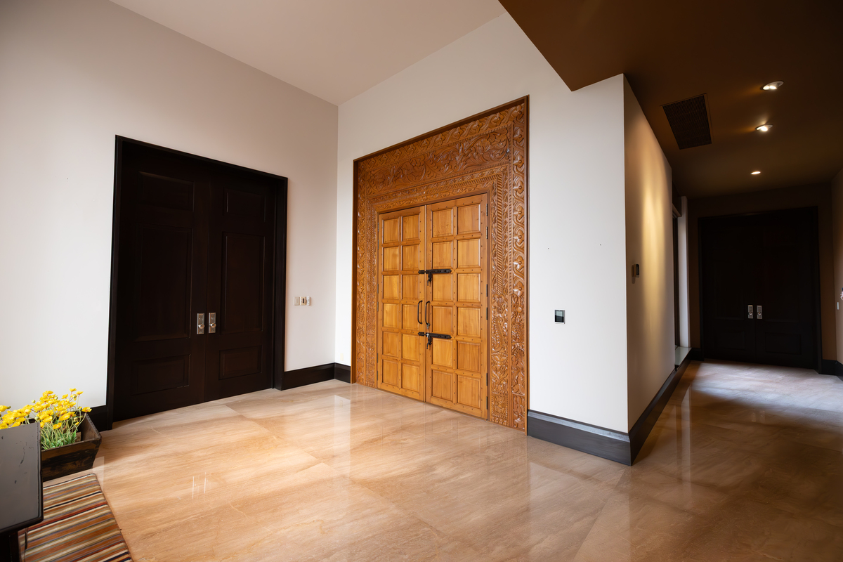 12 de 36: Puerta Principal