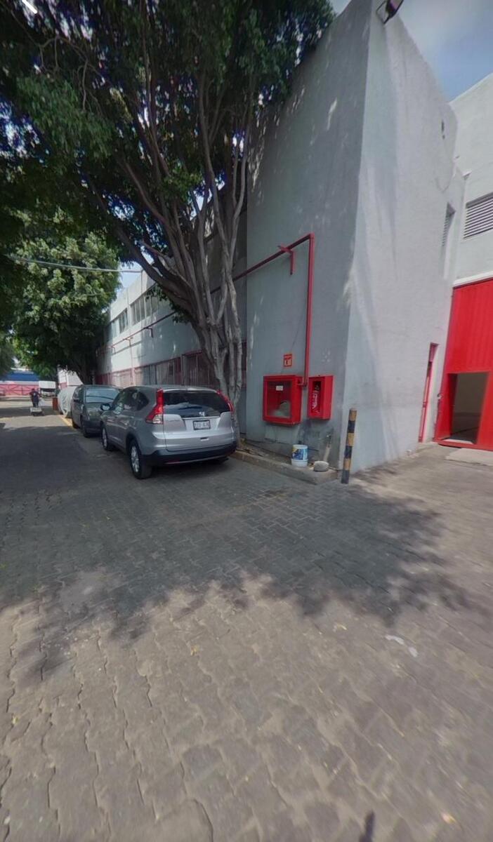 4 de 18
