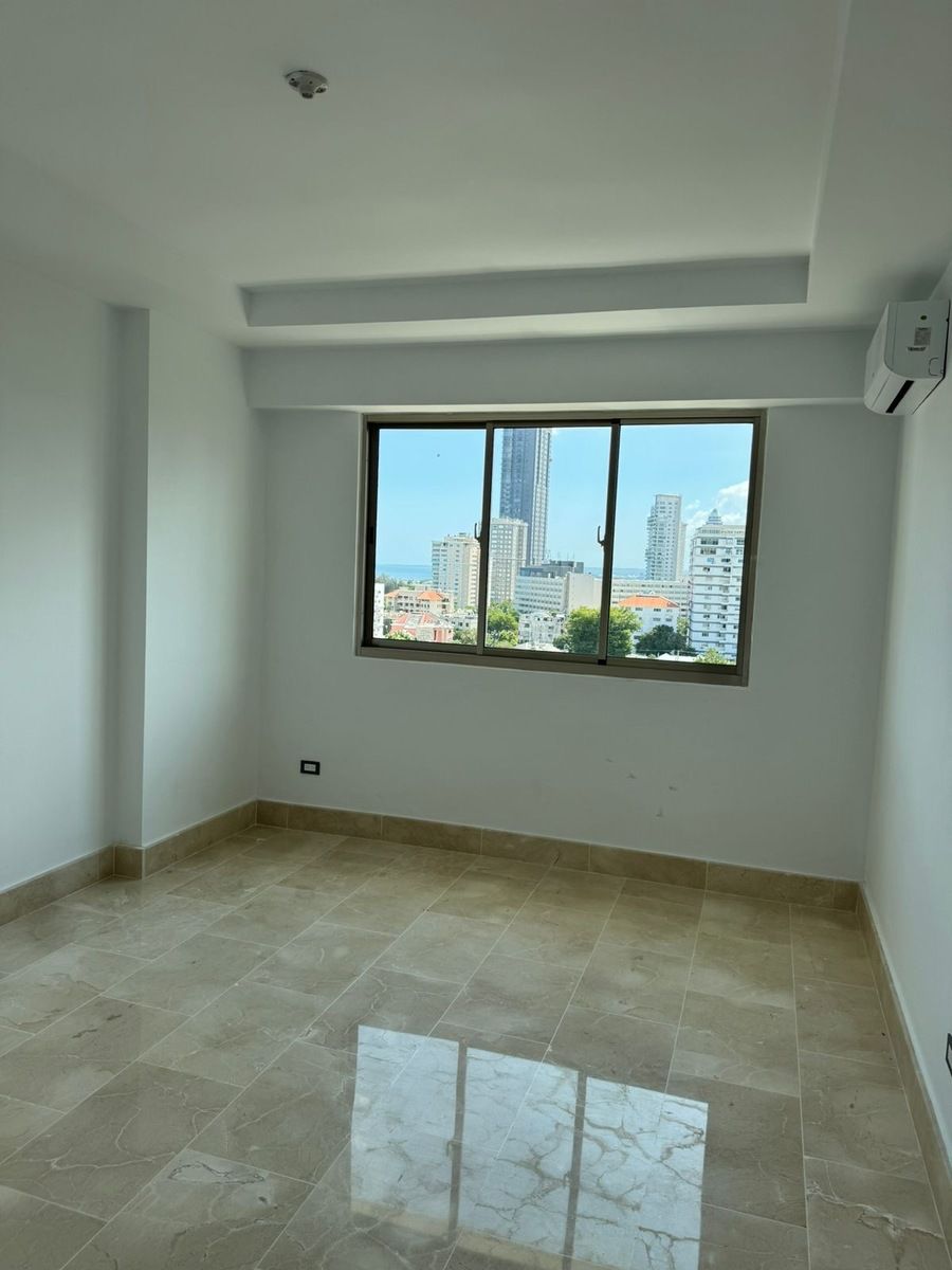 4 de 13: Habitación closet