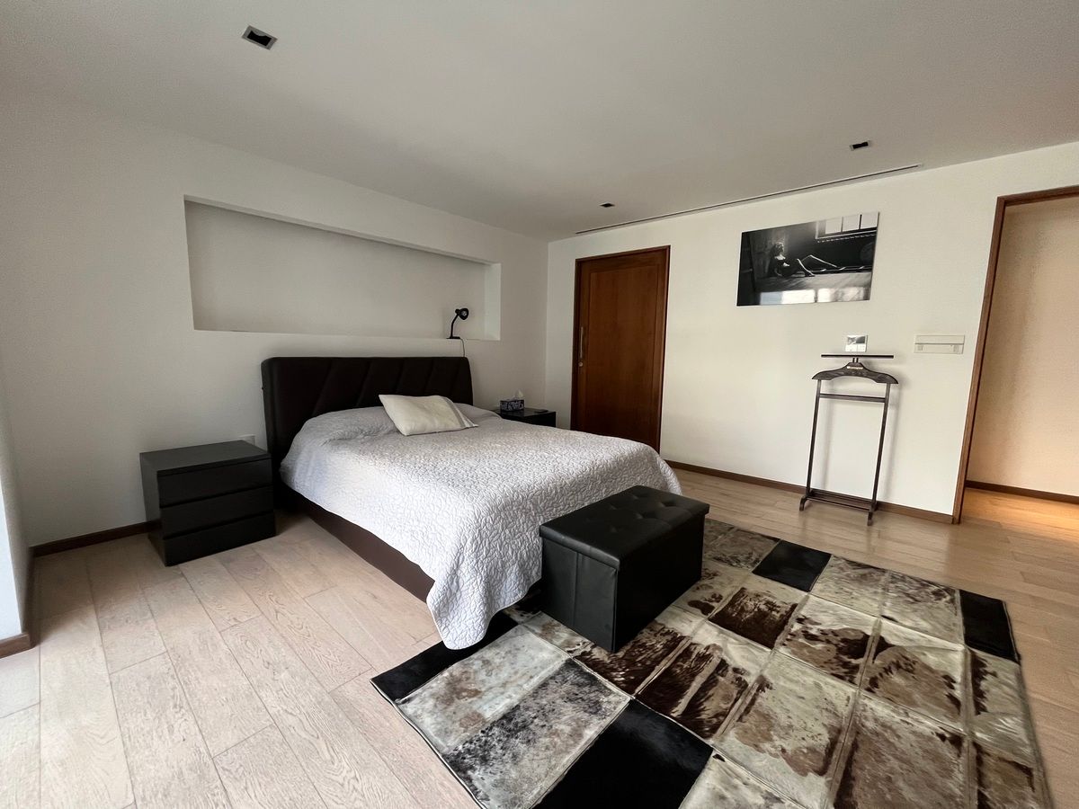 8 of 36: recamara principal