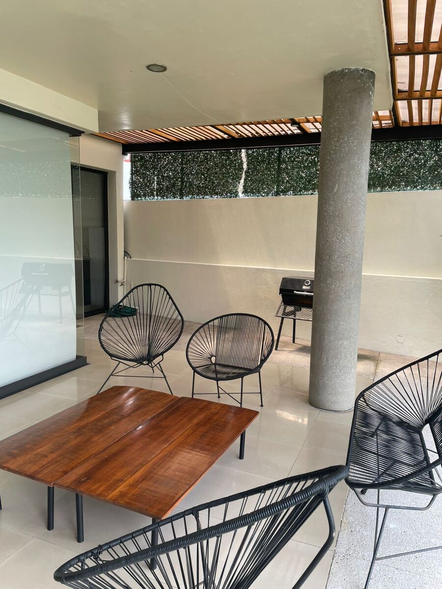 5 of 19: Casa en venta Col. Los Volcanes, Terraza junto jardin