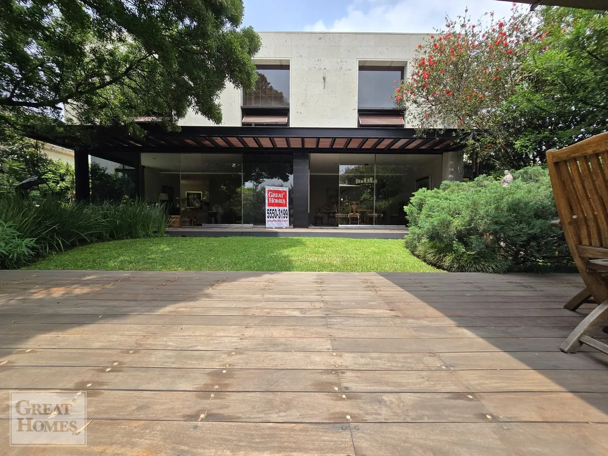 5 de 25: Fachada principal