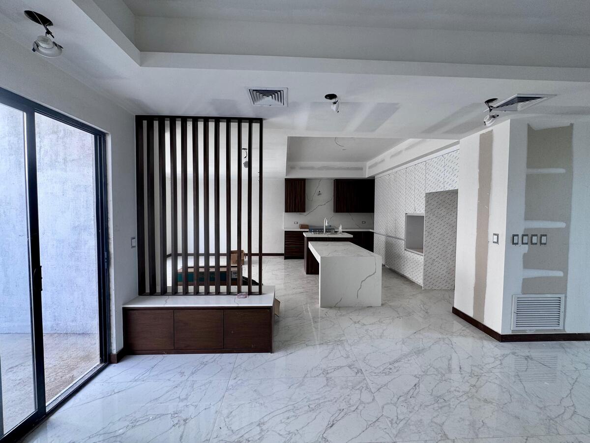 1 of 23: cocina equipada para disfrutar en familia