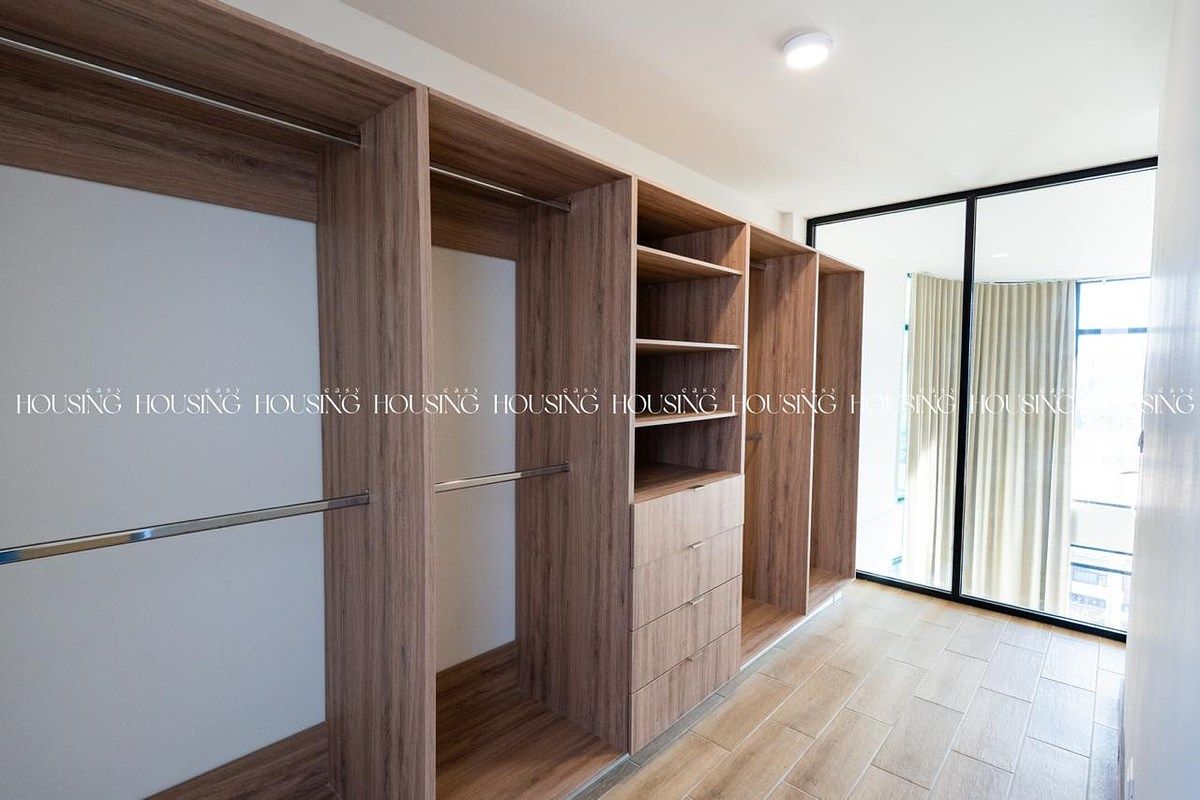 17 de 23: Vestidor Recámara principal