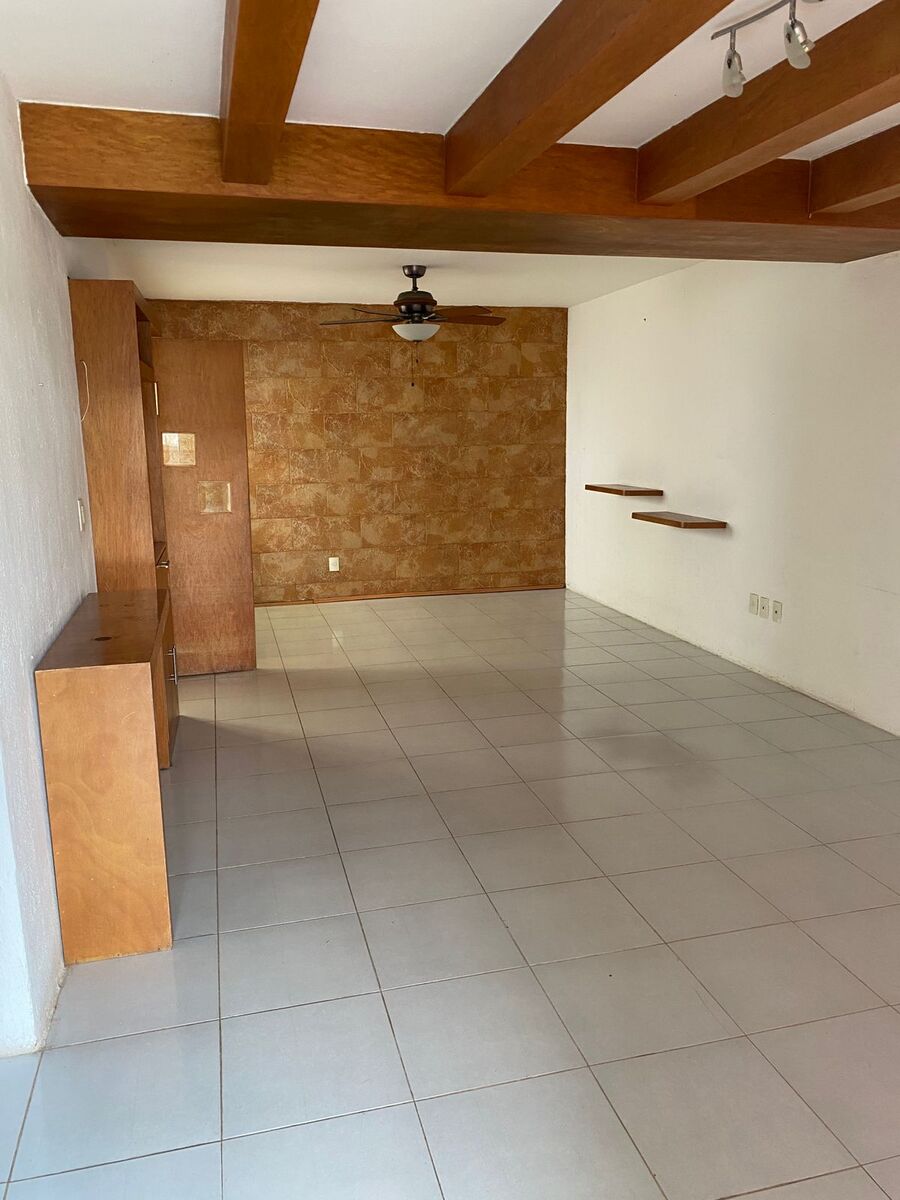 2 de 13: Sala - Comedor