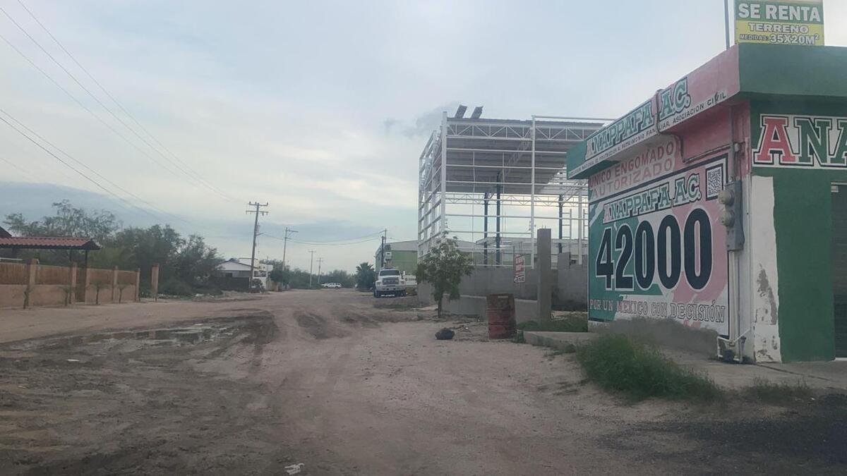 6 de 12: ENTORNO POR CARRETERA