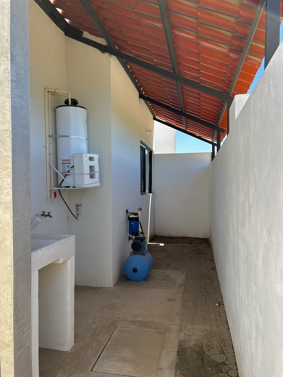 14 de 20: Patio de servicio.