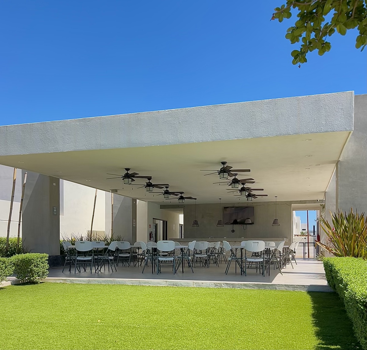 19 de 20: Salón de usos múltiples.