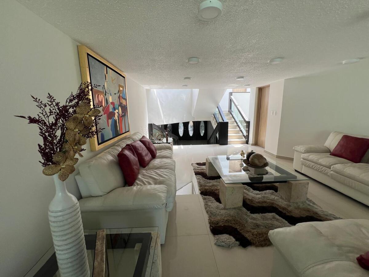 1 de 49: Sala