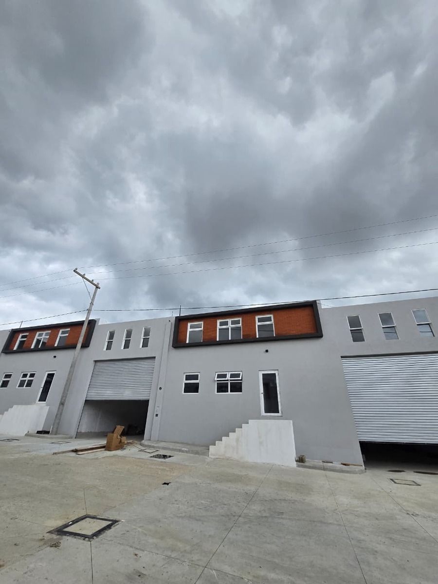 Bodega en ALQUILER en el Naranjo - Image 3