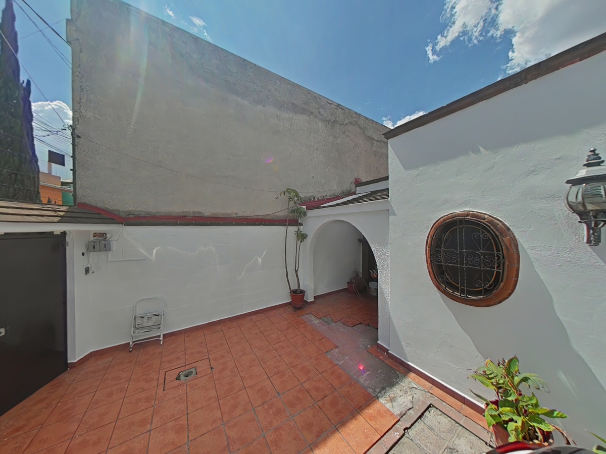 4 of 22: Entrada papel