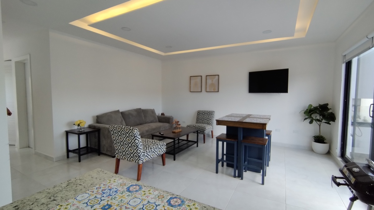 2 of 11: Sala-Comedor