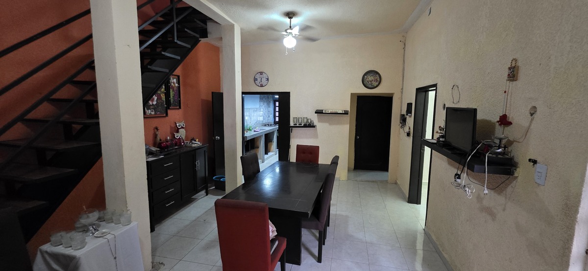 3 of 16: Sala-Comedor
