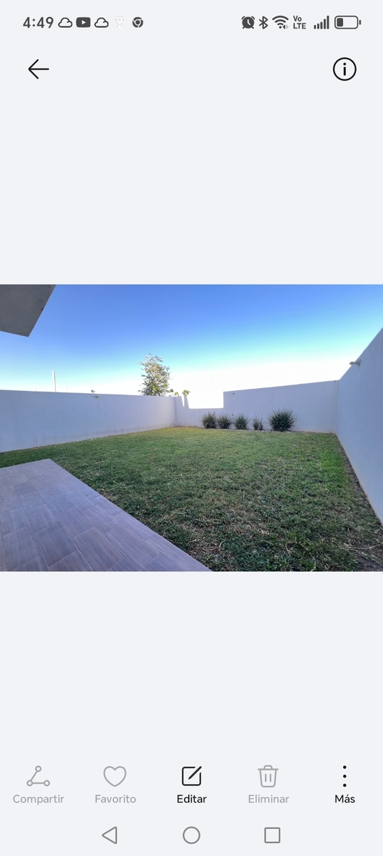 2 of 15: Jardín
