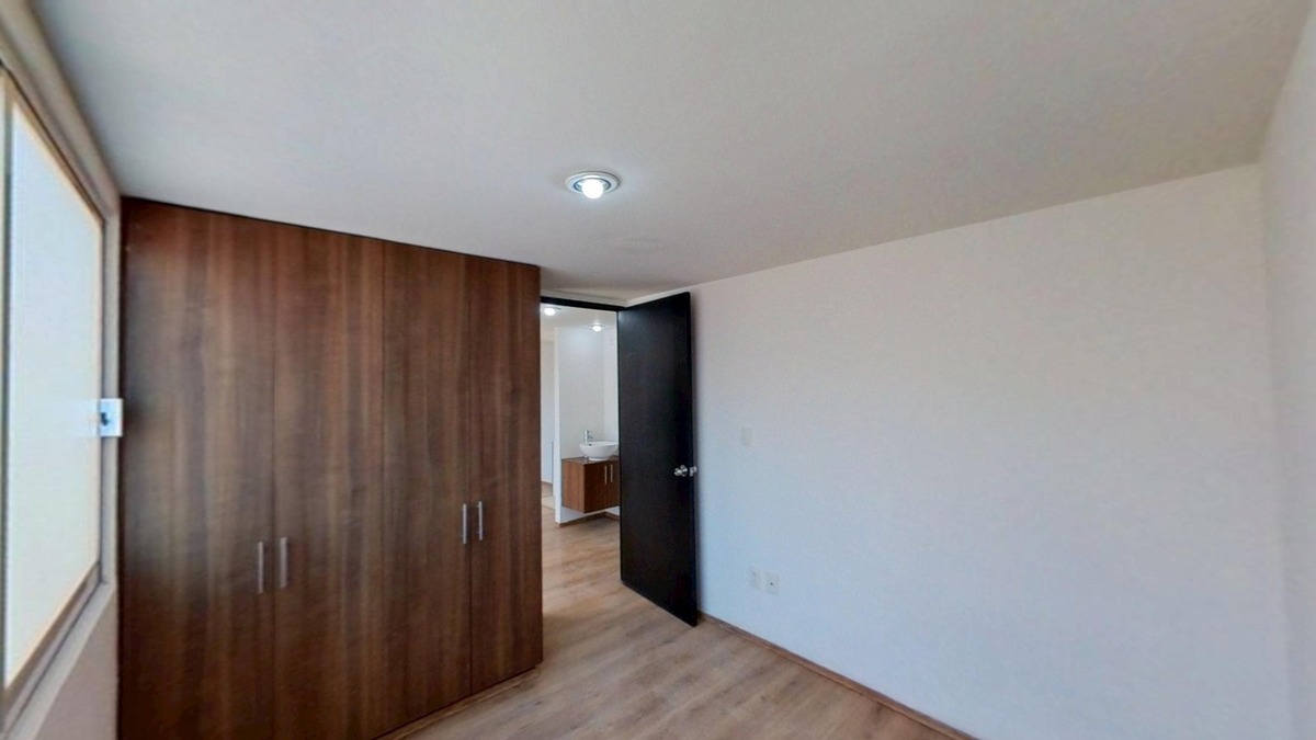 2 de 11: Recamara con Closet