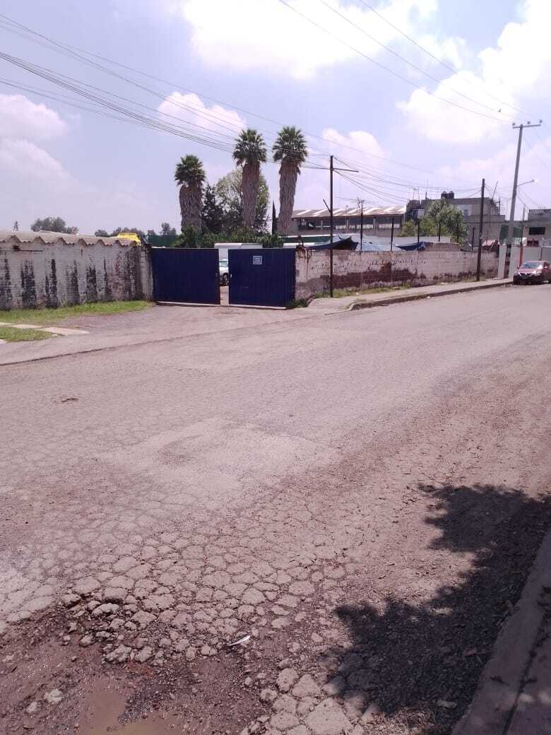 1 de 8: Entrada del terreno