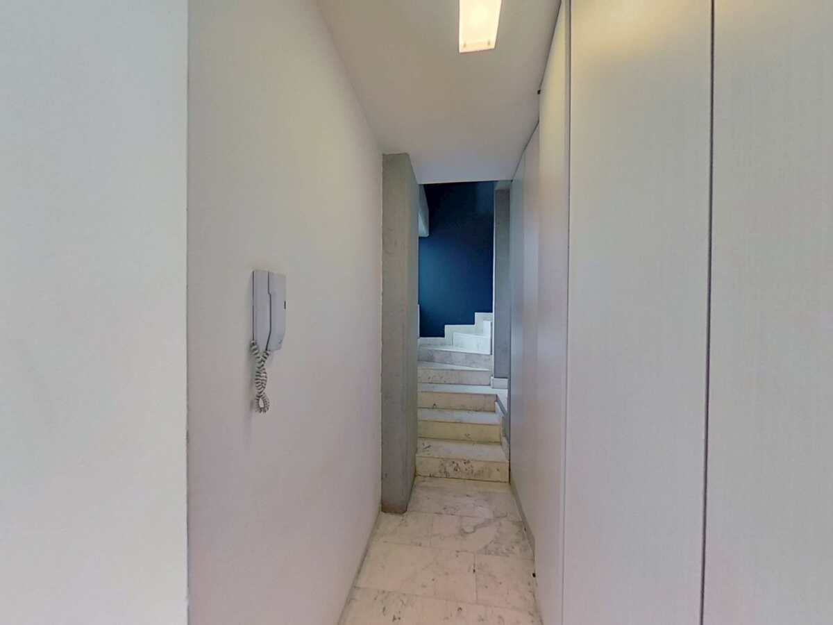 12 de 29: Pasillo con Amplio closet