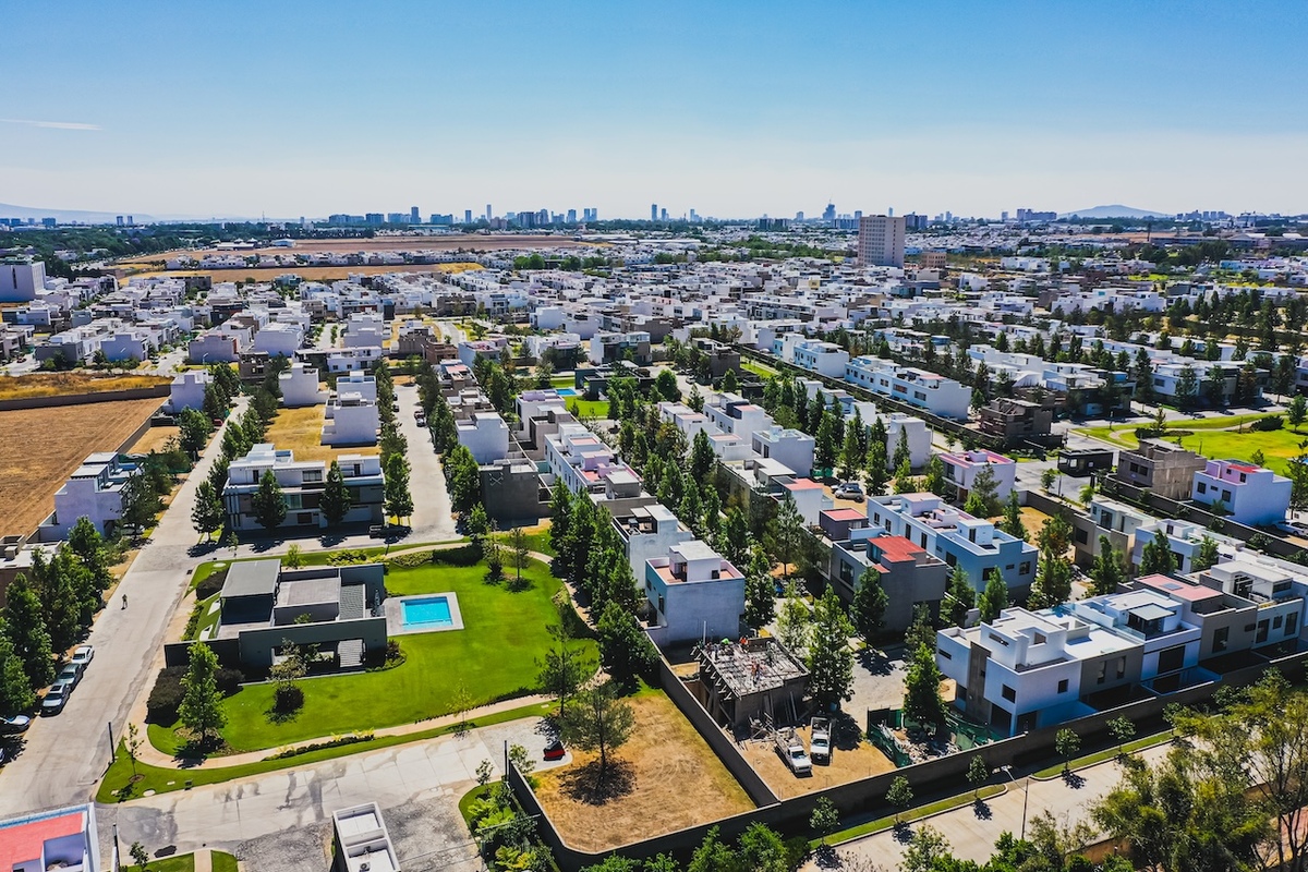 1 de 4: Inversión en Solares Zapopan