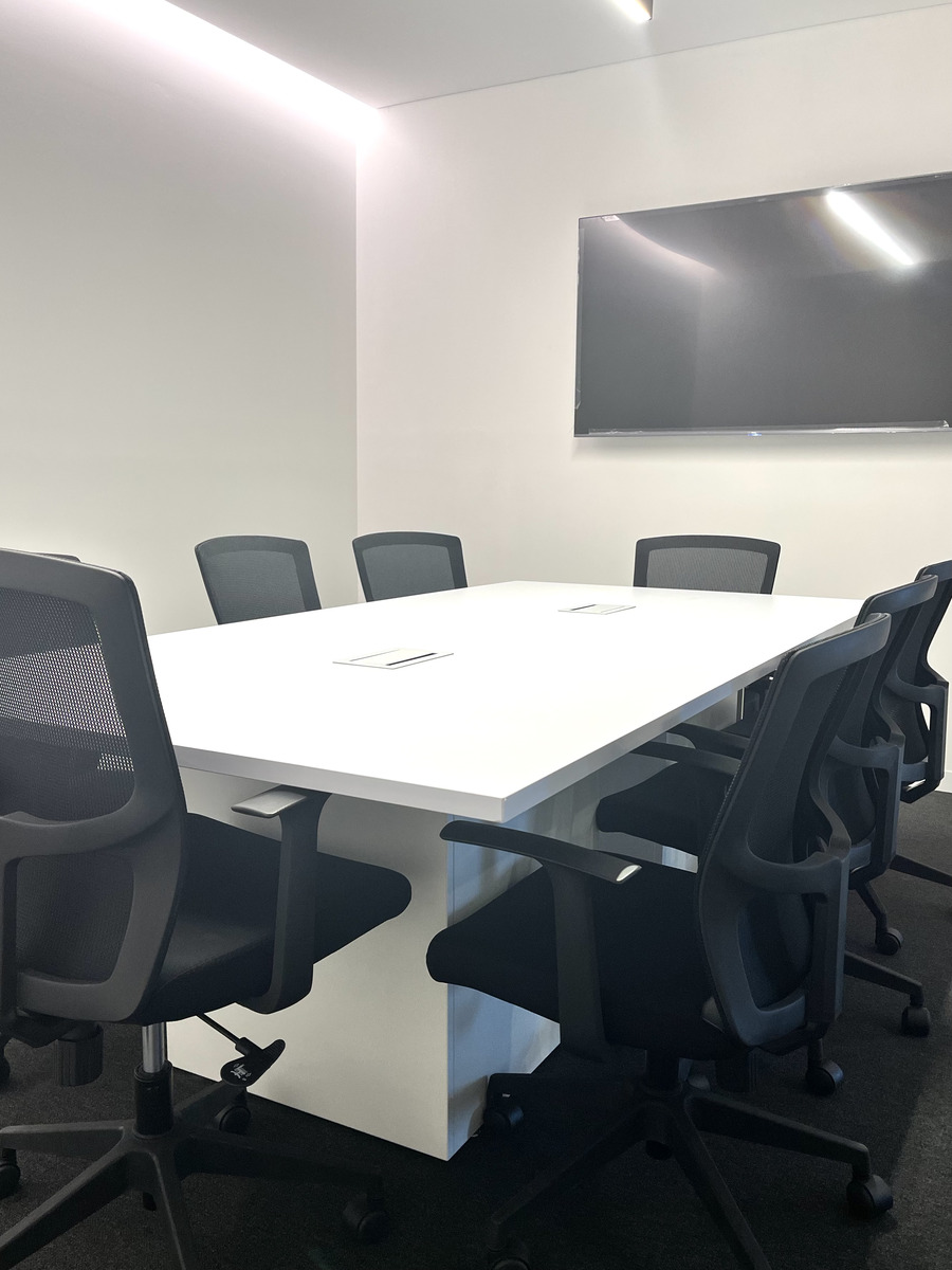 16 de 28: sala de juntas