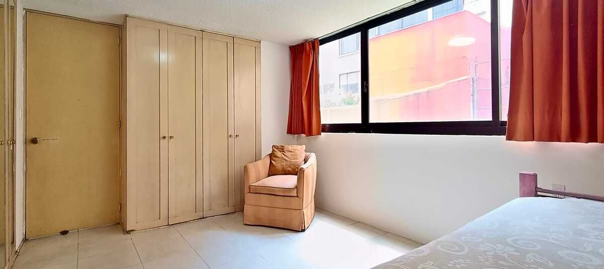 34 de 49: Segunda Habitación