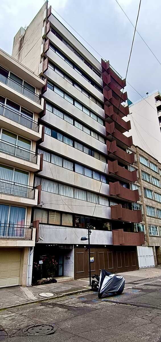 49 de 49: Fachada del Edificio