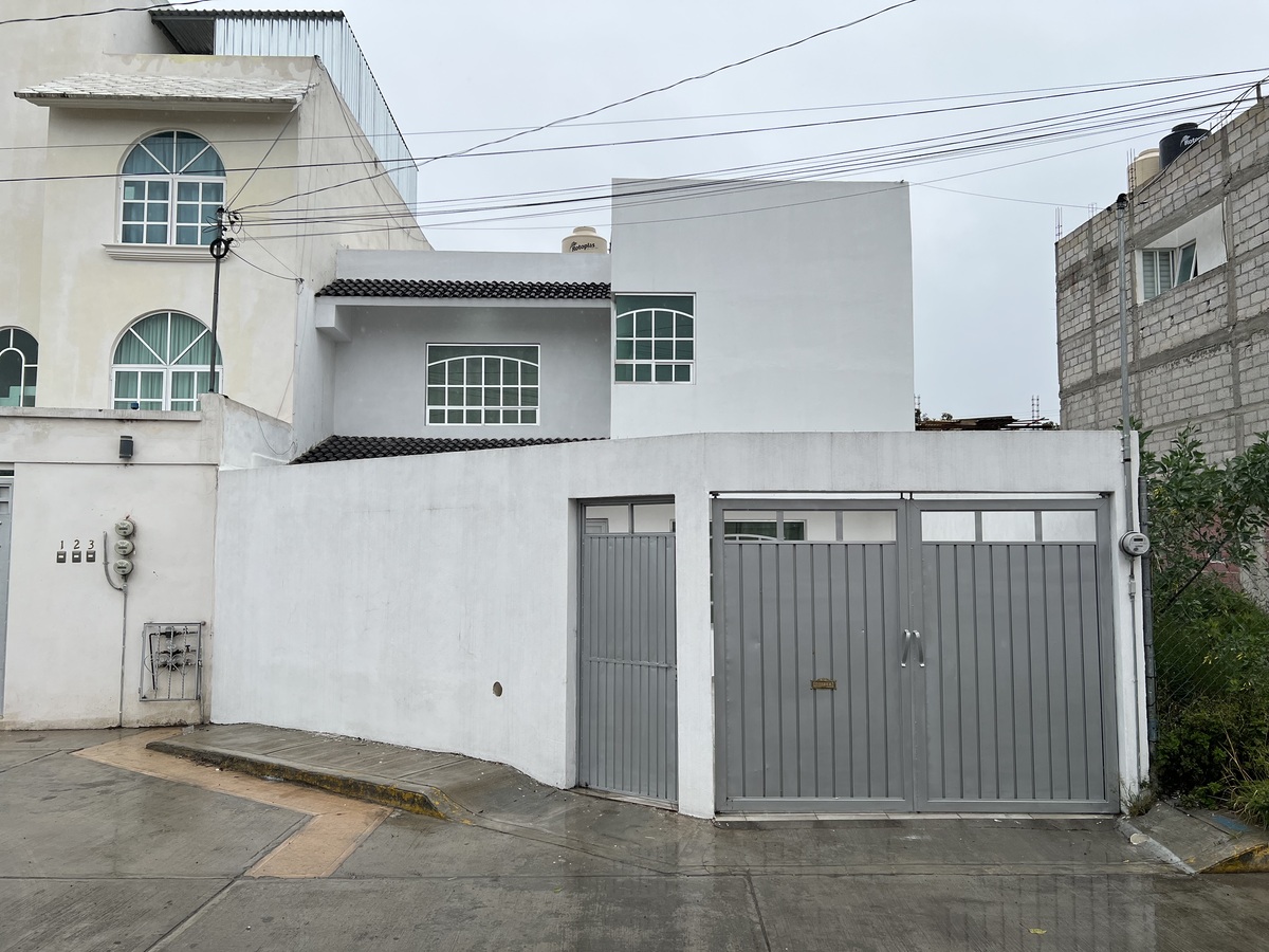 1 de 19: Fachada