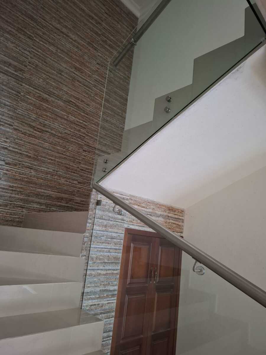 10 de 19: Escaleras