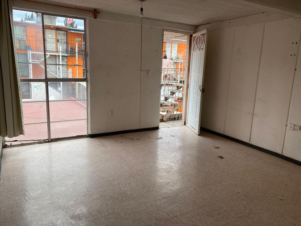 5 de 32: Sala comedor