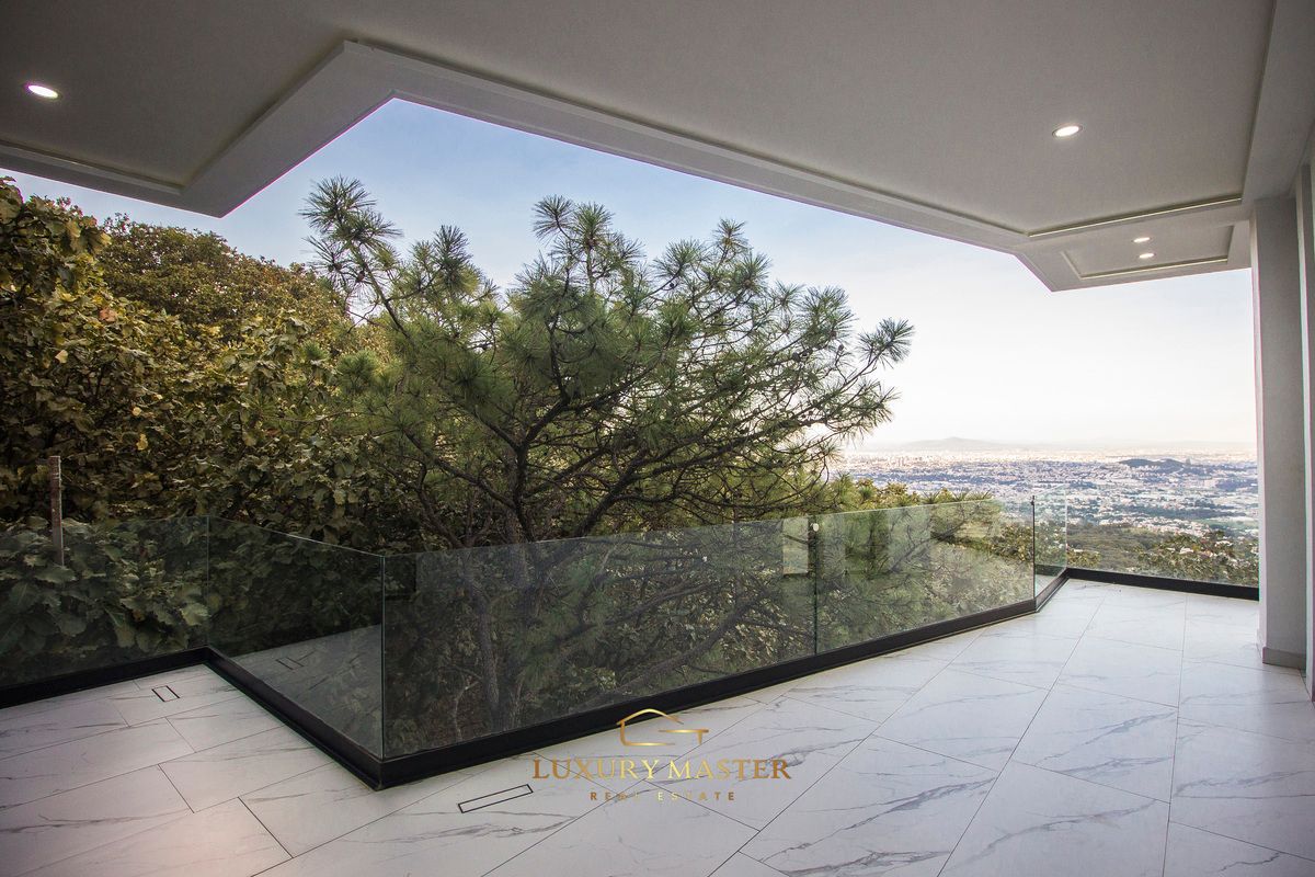 15 de 46: Casa en Venta en El Palomar  Terraza