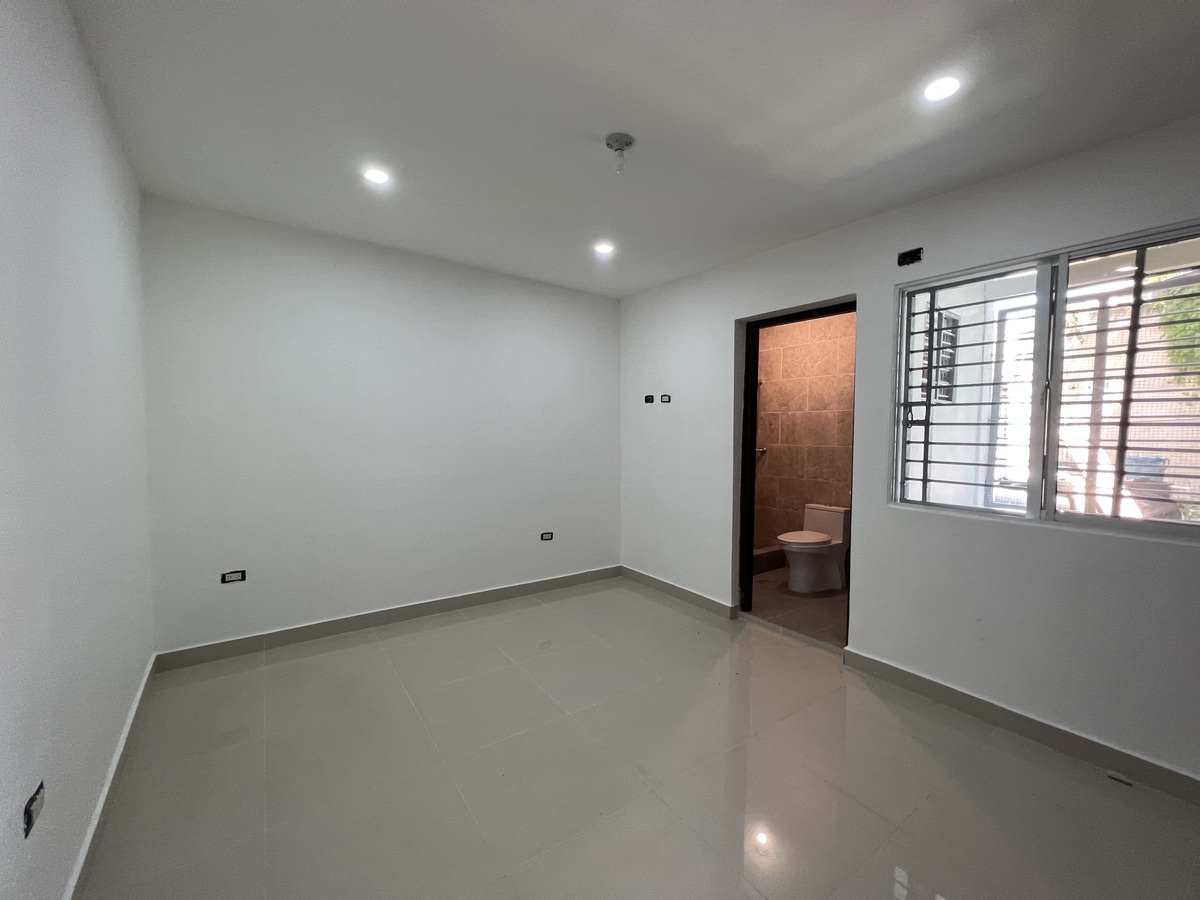 7 de 10: Habitacion 2