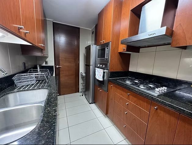Departamento en venta 2D2B - 206, en Barrio El Golf, orientación Nor-Oriente