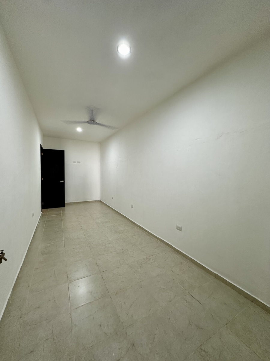 9 de 18: Flex room