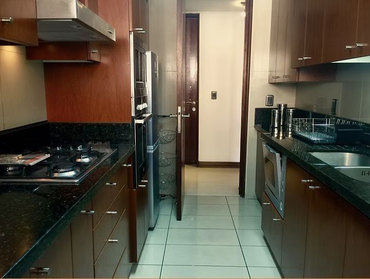 Departamento en venta 2D2B - 1403, en Barrio El Golf, orientación Sur-Oriente