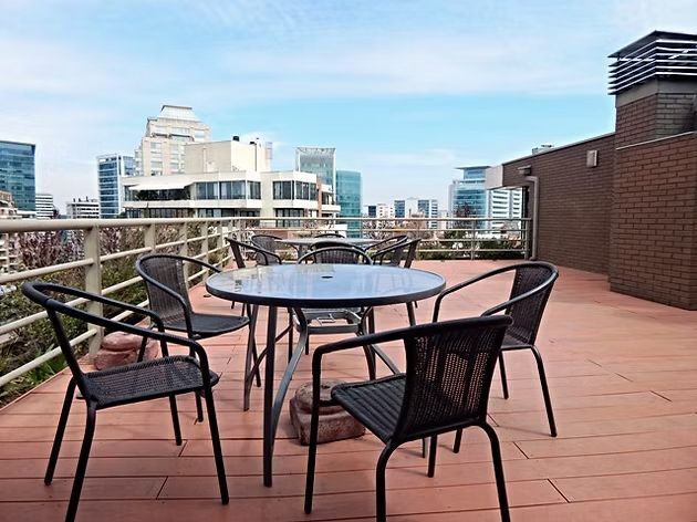 Departamento en venta 2D2B - 1403, en Barrio El Golf, orientación Sur-Oriente