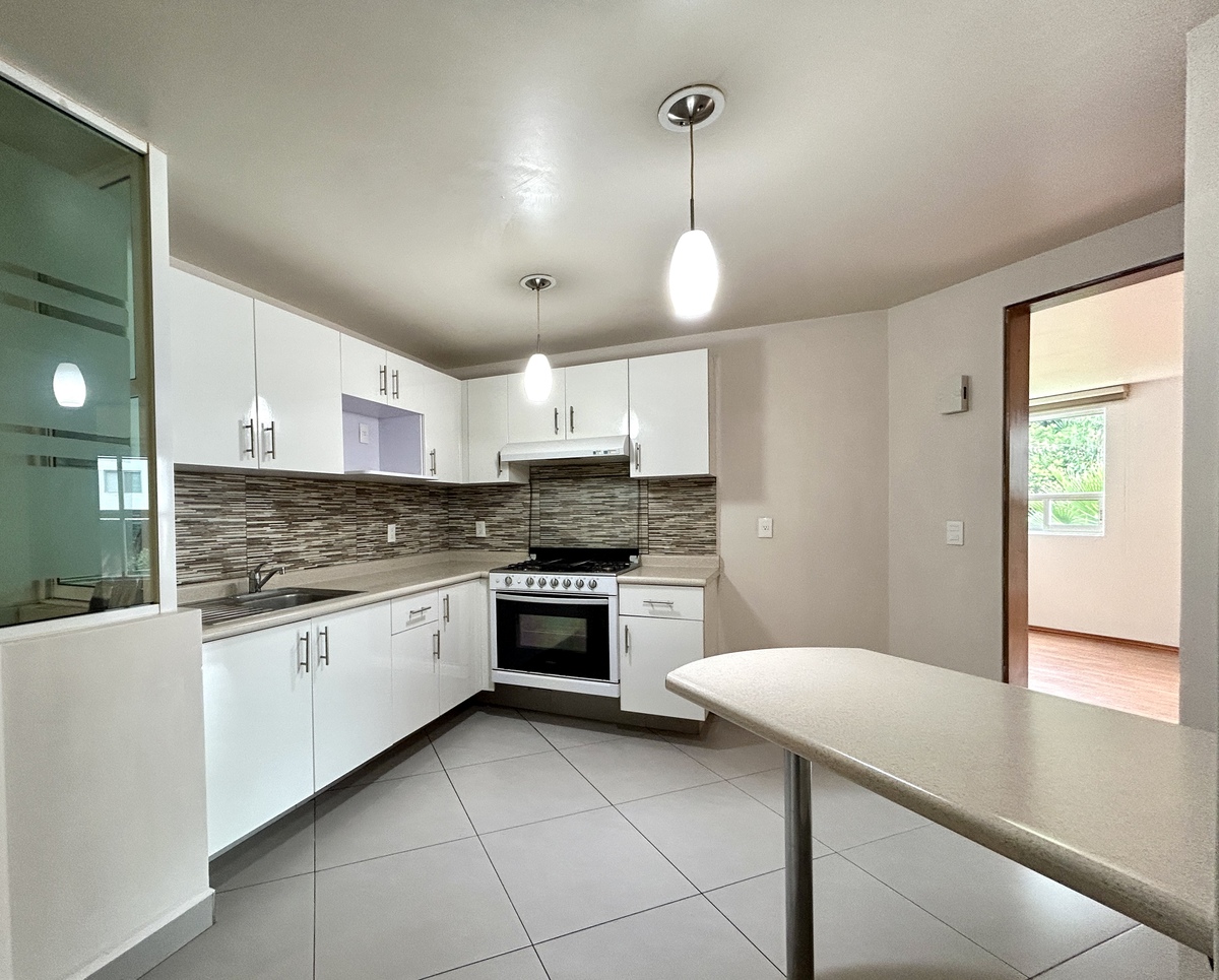 3 of 21: COCINA INTEGRAL