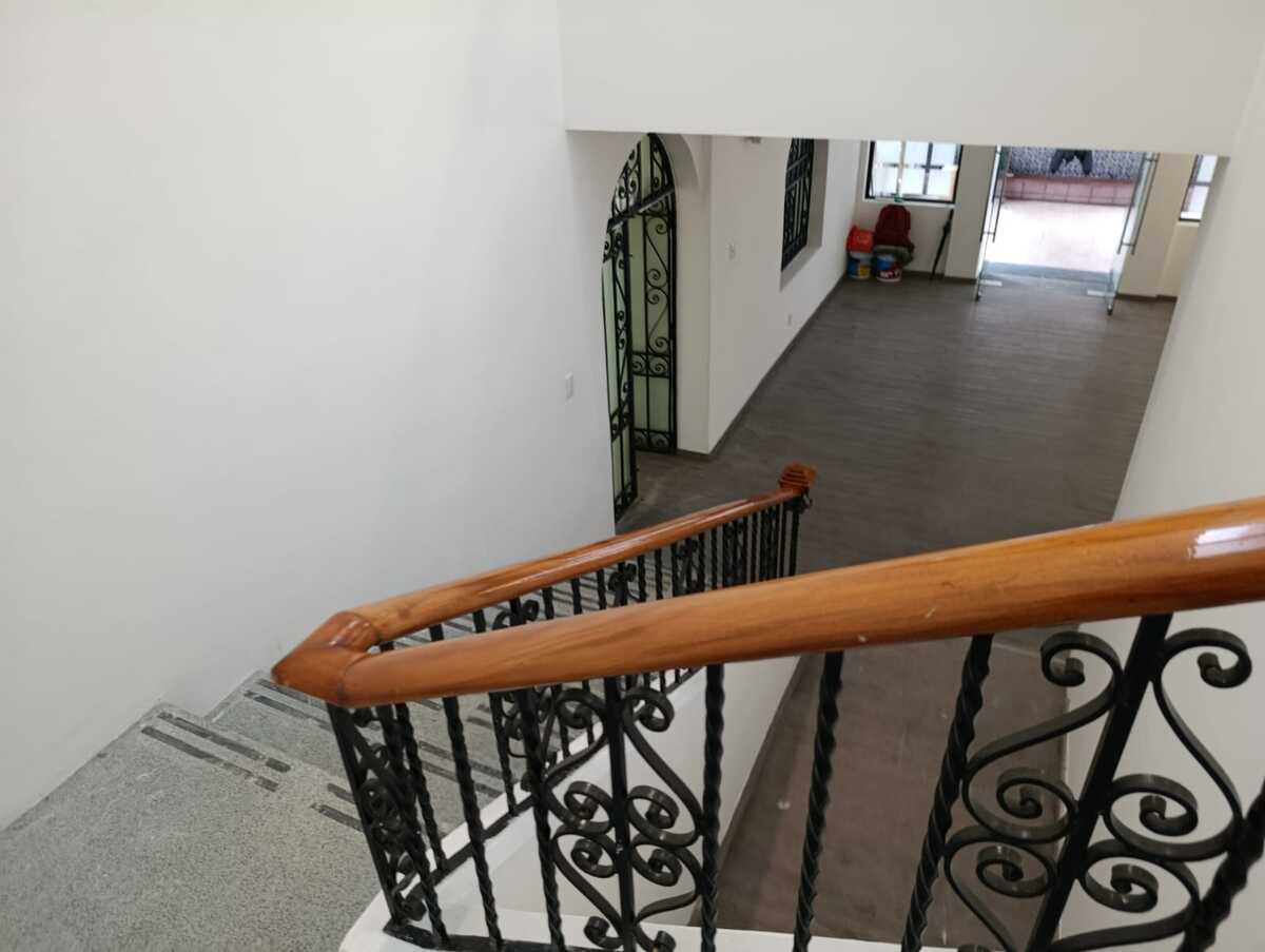 9 de 51