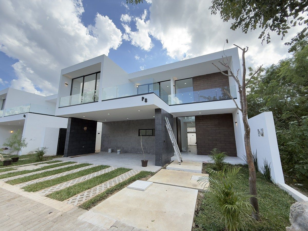 Casa en Privada Soluna, Temozón Norte