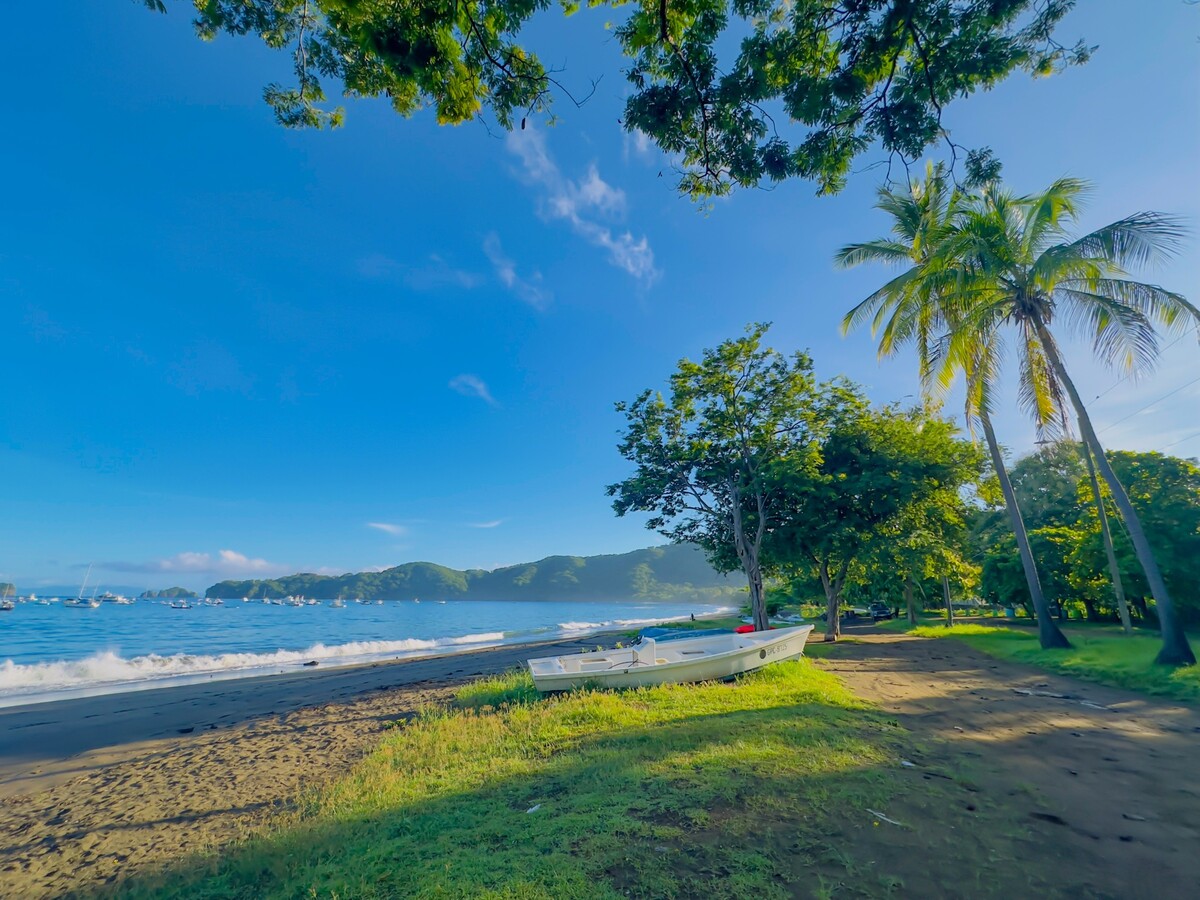 8 of 10: Playas del Coco