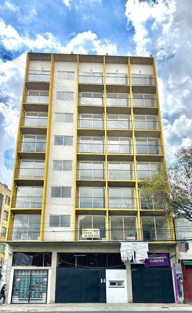 1 de 17: FACHADA