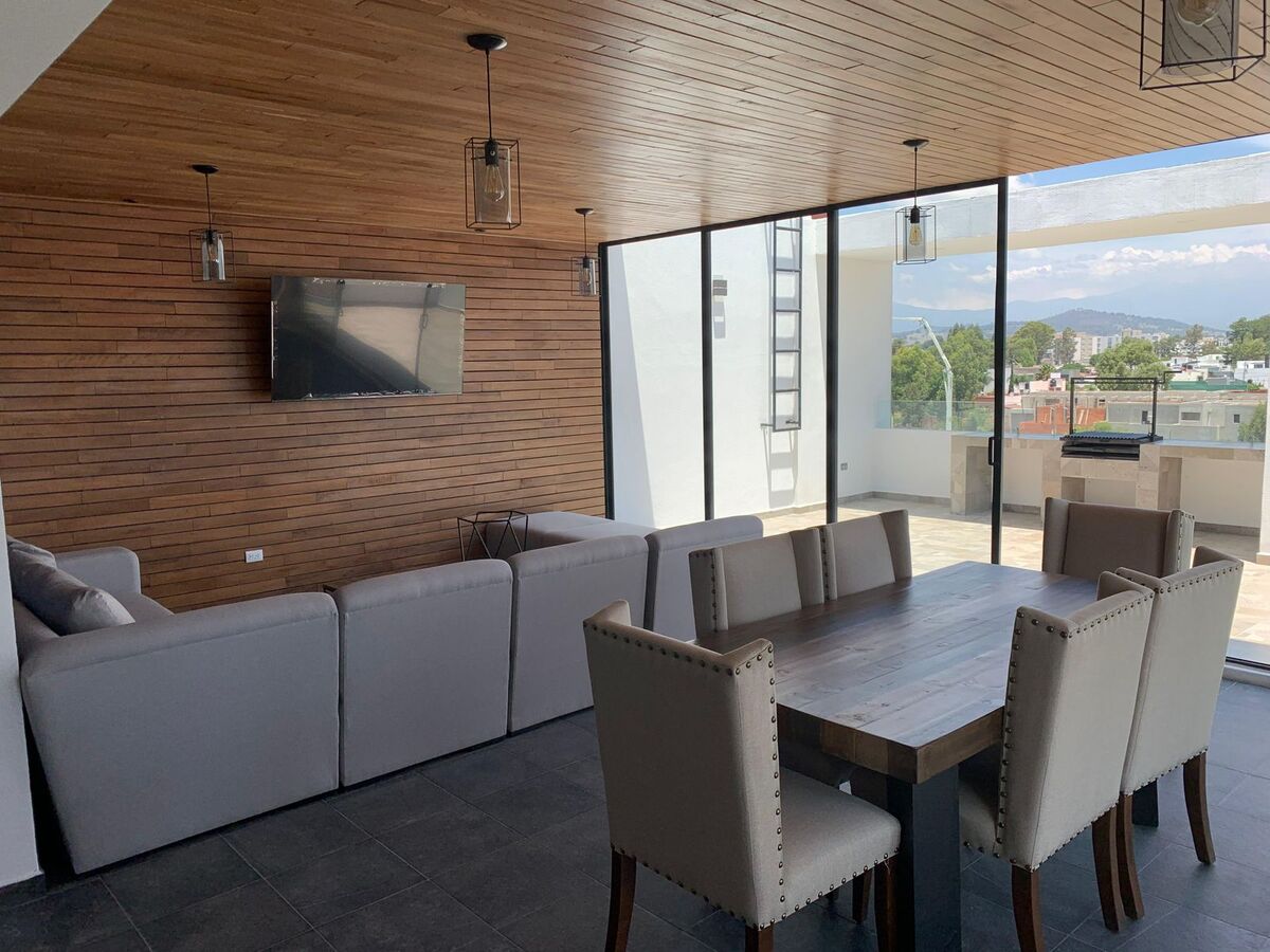 2 of 22: area de convivencia en Roof garden