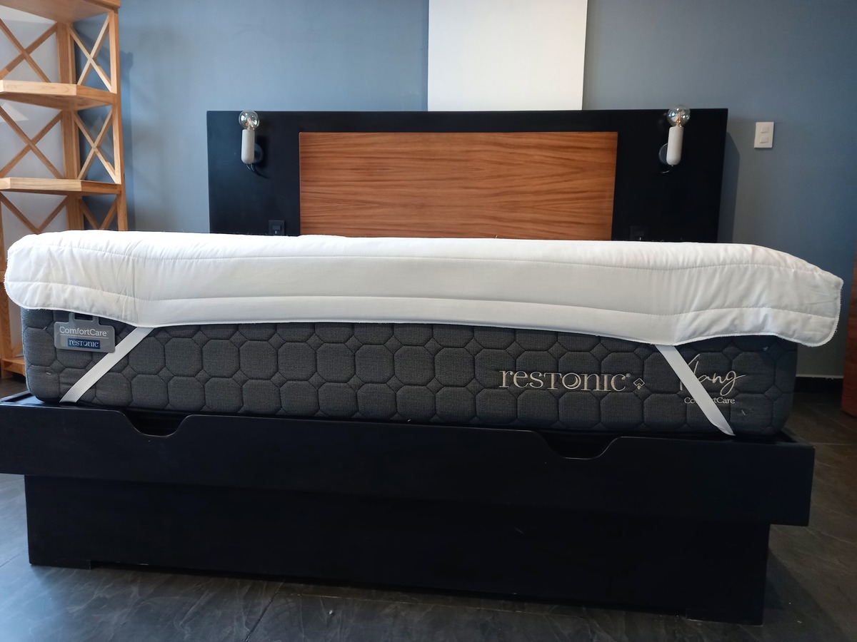 38 de 47: equipamiento: cama queen size